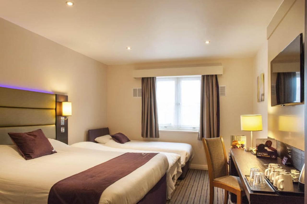 Premier Inn Watford North Room photo
