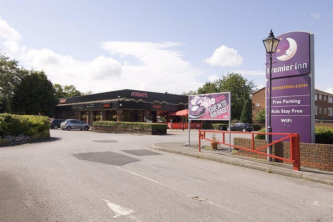 Premier Inn Watford North Exterior photo