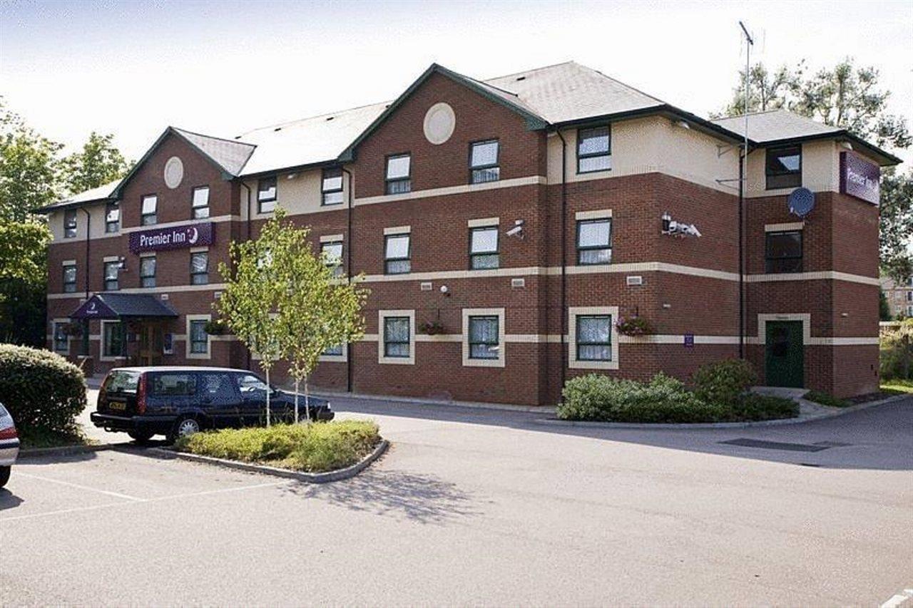 Premier Inn Watford North Exterior photo